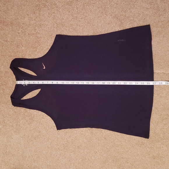 Nike Women's Tank - Picture 9 of 10